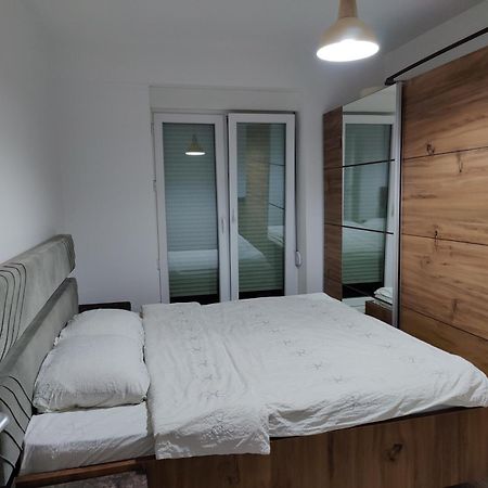 Cozy Apartment Приштина Екстер'єр фото
